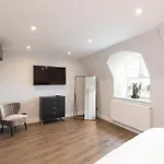 Centre London Flat 2Bdr Ac Sleeps 4 Family Only