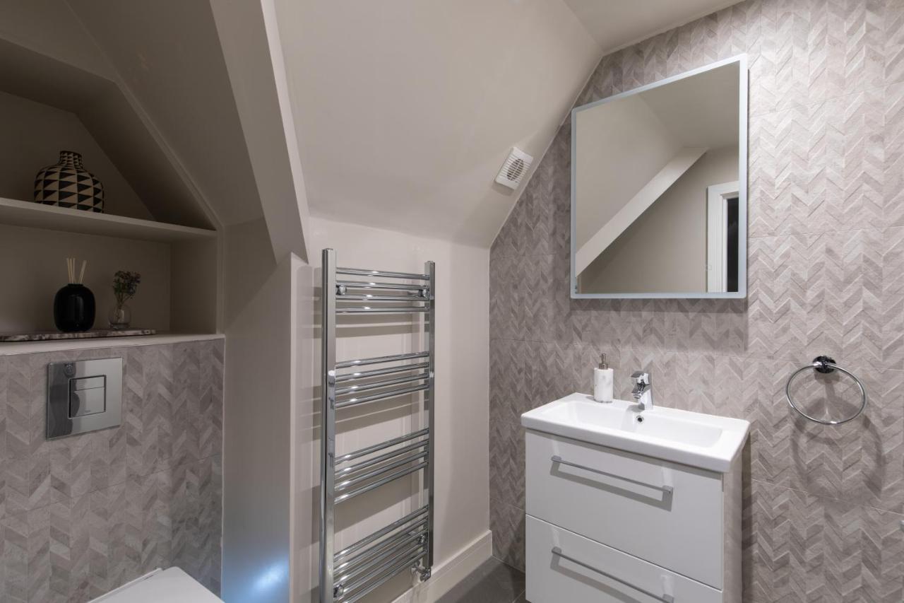 Centre Flat 2bdr Ac Sleeps 4 Family Only Appartamento Londra